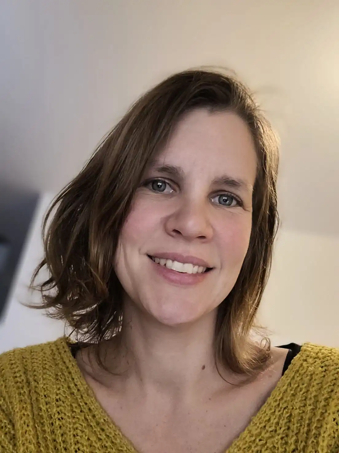 Photo de la Spécialiste du sommeil Consultante-coach-sommeil bébé enfant-Stéphanie-Laloux-grain-de-Sésame